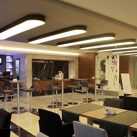 Mimi Hotel
